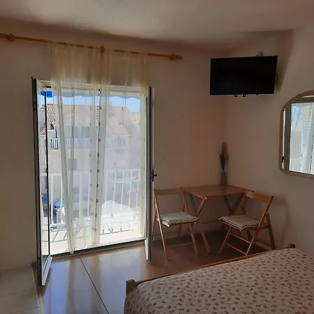 Apartments Marjanovic Bol Exterior photo