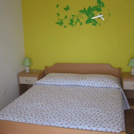 Apartments Marjanovic Bol Room photo